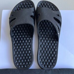 SENSI  sandals  made in Italy.  Excellent condition. Size 7 US